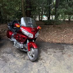 2010 Honda GL1800