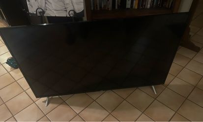 55 Inch TCL Flat Screen Smart TV
