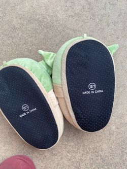 Kids yoda slippers