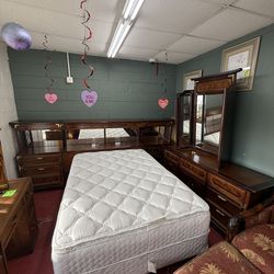 Full/Queen size bedroom set