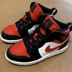 Nike Grade School Shoes 