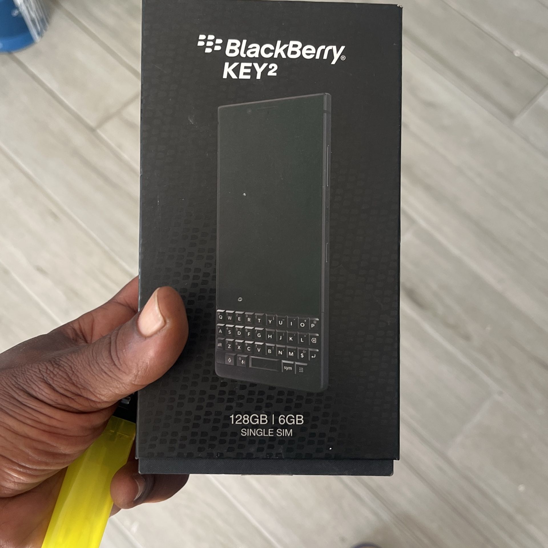 BlackBerry Key2 (GSM Unlocked)
