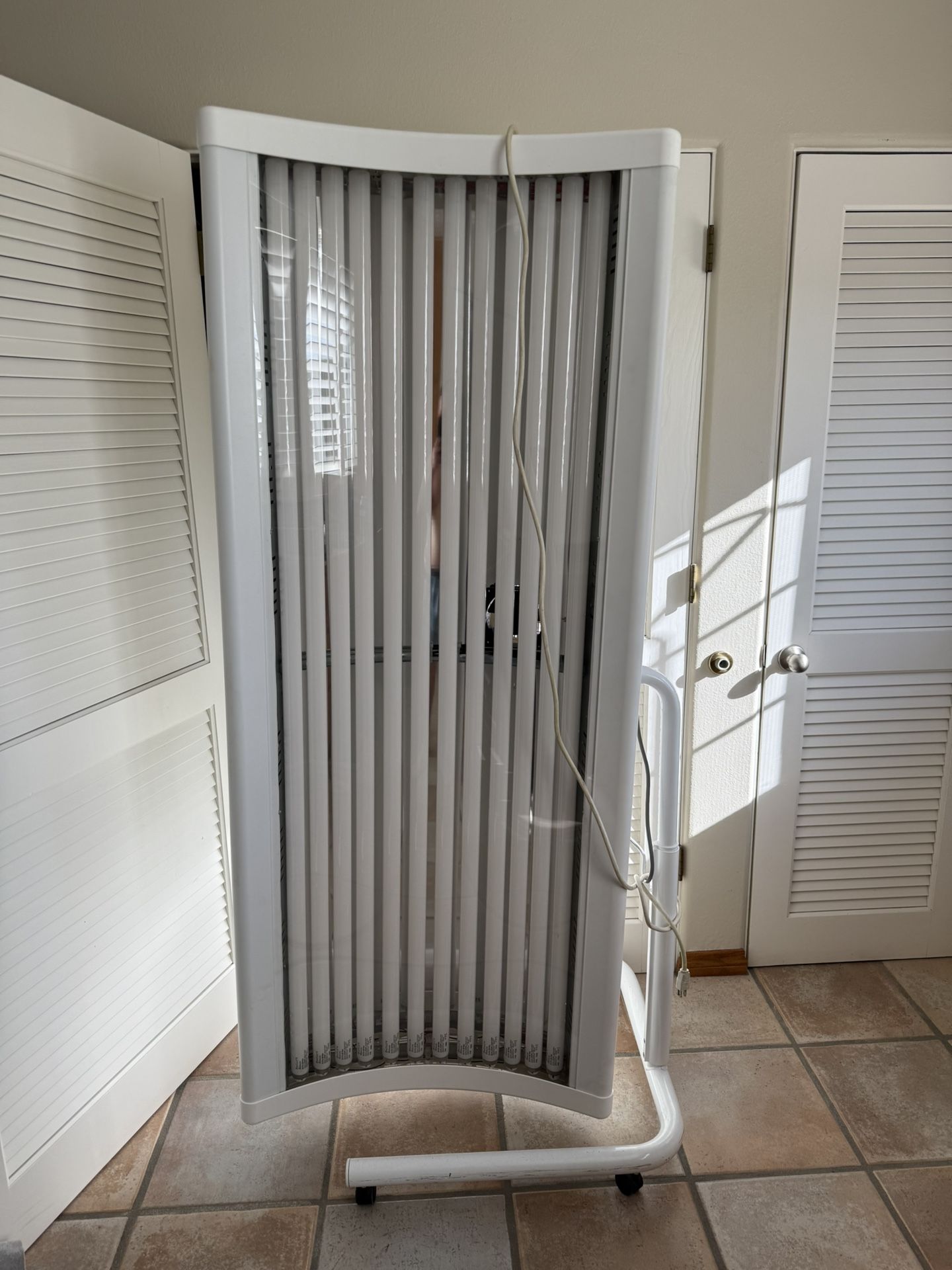 Sundream Tanning Bed