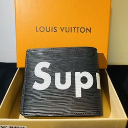 Supreme Louis Vuitton Wallet