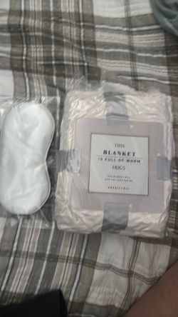 Brand new flannel blanket