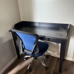Desk And Chair 