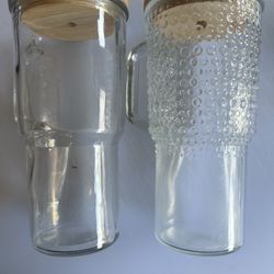 Glass mugs 
