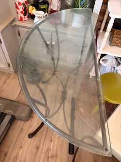 Round Glass Top Dining Table with Metal Base