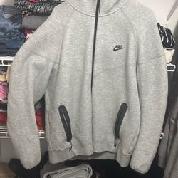 XL Gray Nike Tech