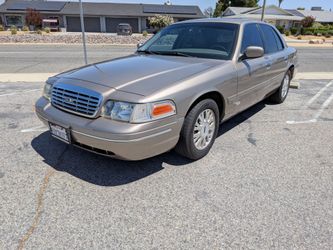 2003 Ford Crown Victoria