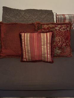 Decorative Pillows !