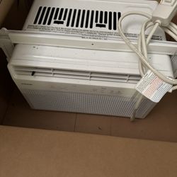 Vissani AC Unit For Sale (6k BTU) 