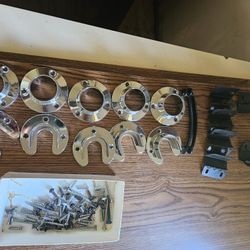 Dowels, Hanger Mounts And Screws