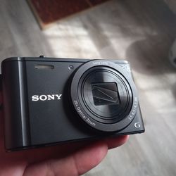 Sony Cyber-Shot 20x Digital Camera