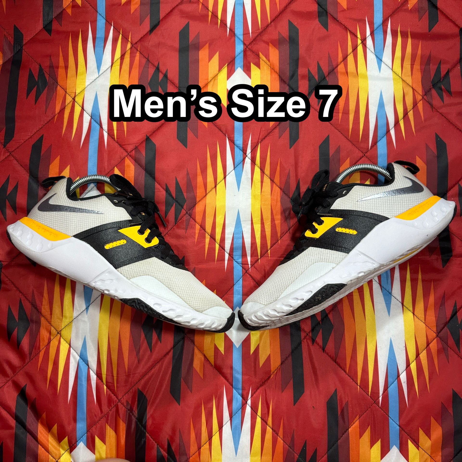 Nike Renew Retaliation TR Running Shoes Vast Grey Men’s Size 7 AT1238-004