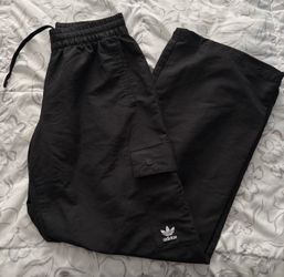 Adidas Originals Woven Cargo Pants Black M