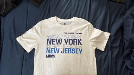 FIFA World Cup 2026 T-Shirt (Men’s Medium)