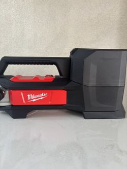 Milwaukee M18 18-Volt 1/4 HP Lithium-lon Cordless Transfer Pump (Tool Only)
