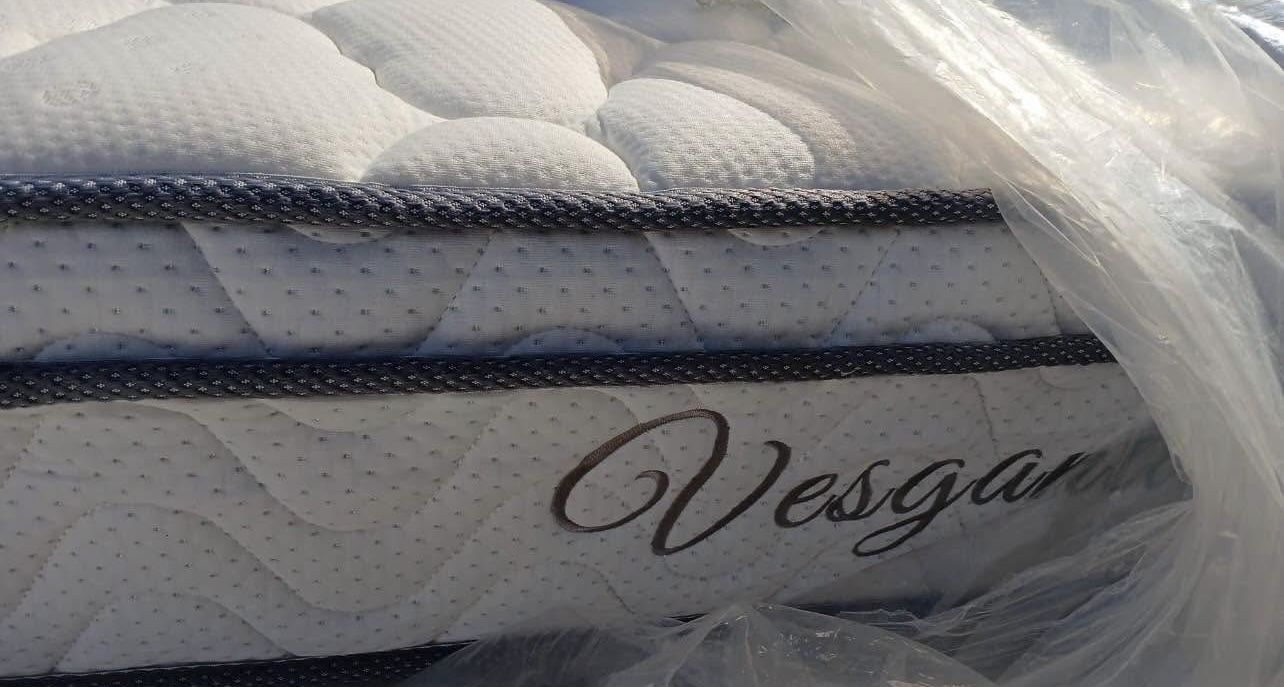 FULL SIZE MATTRESS PICK UP TODAY