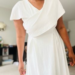 White solid ruched dress