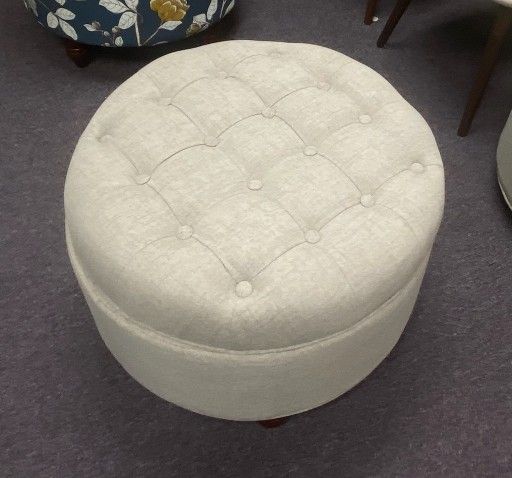 Wovenbyrd Classic 28-Inch Wide Button Tufted Round Storage Ottoman Footstool with Lift Off Lid, Cream Fabric