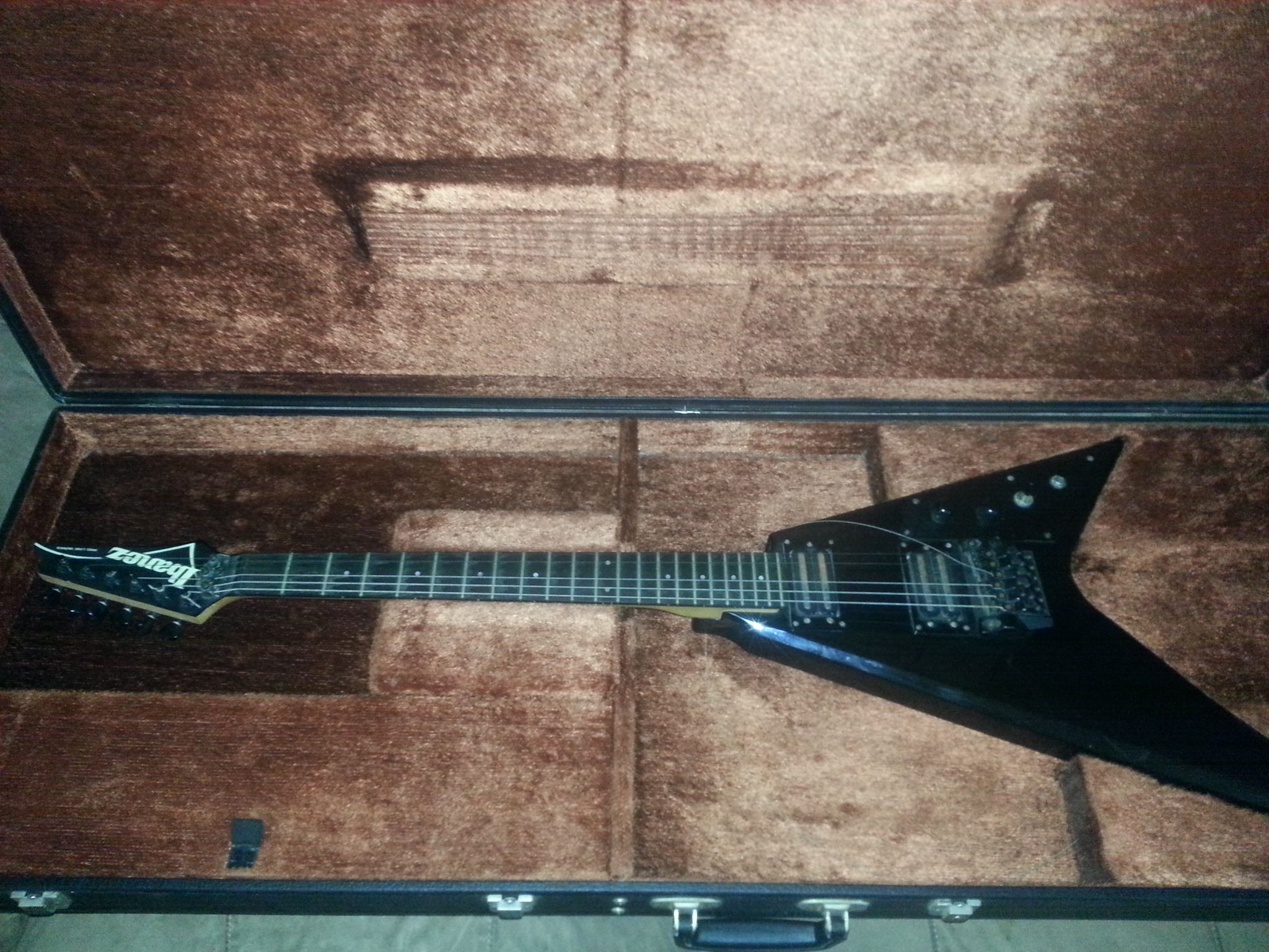 1985 Ibanez pro line v pr1660 w hard case!