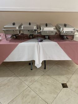 Meseros / Food Server’s / Waiters.