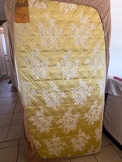 Mattress set