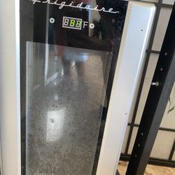 Mini Whine Fridge 