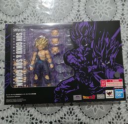 S.H. Figuarts Super Saiyan Goku & Super Saiyan 2 Gohan SDCC Exclusive Action Figure Set