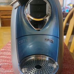 kaldi CBTL Coffee & Espresso Machine. Costs almost $400 new. selling for $60, unused wedding gift. 