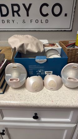 Eufy wearable breast pump S1