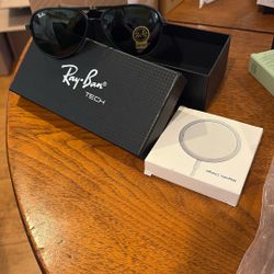 Ray. Ban Sunglasses With Free Magnetic Charger 