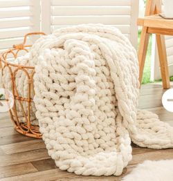 Chunky Knit Throw Blanket 40x60