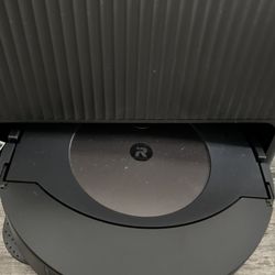 Brand New Roomba iRobot Vacuum And Mop Combo 