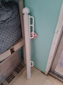 Baby/pet gates