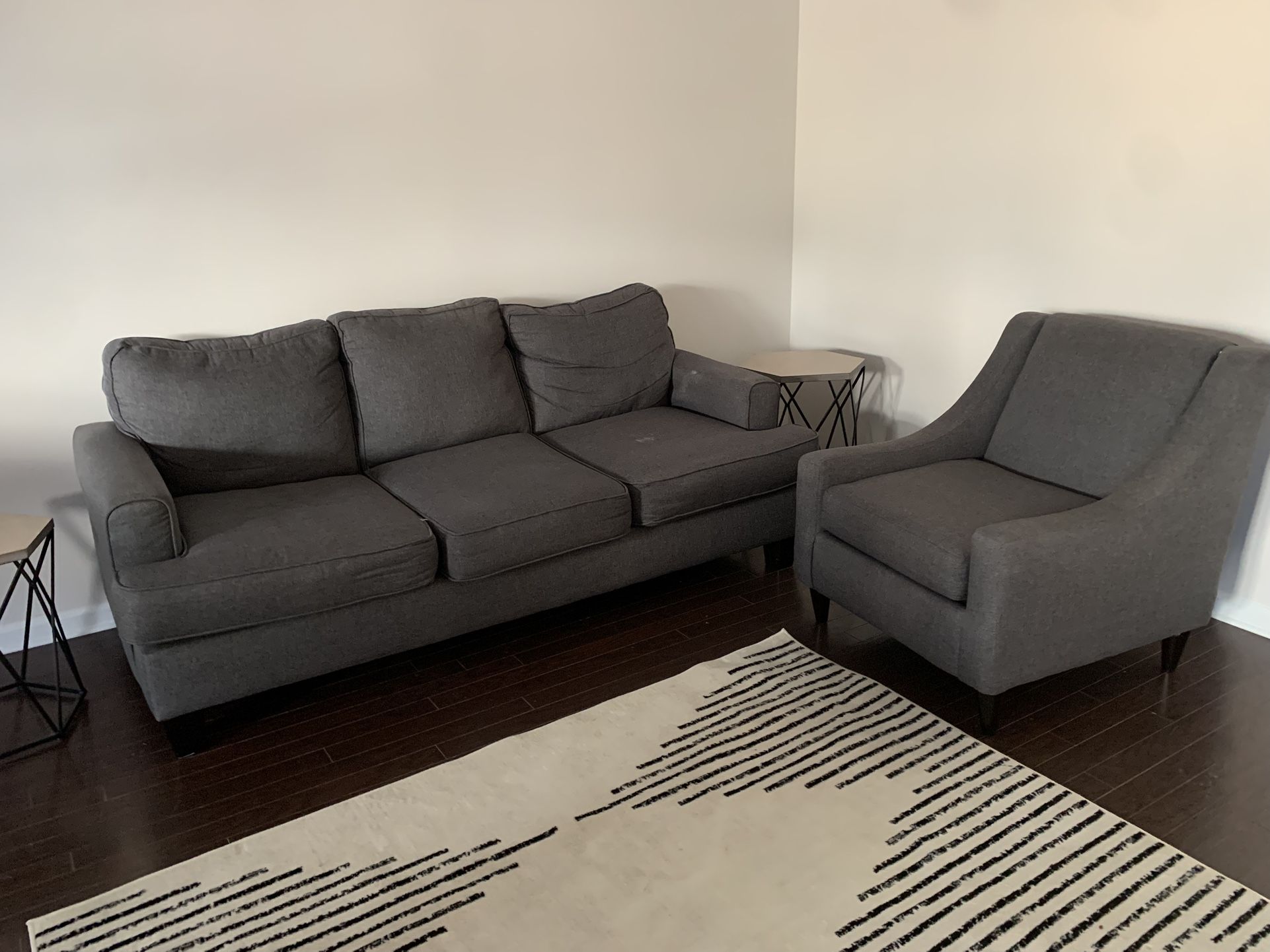 Living Room 2 Peace Set
