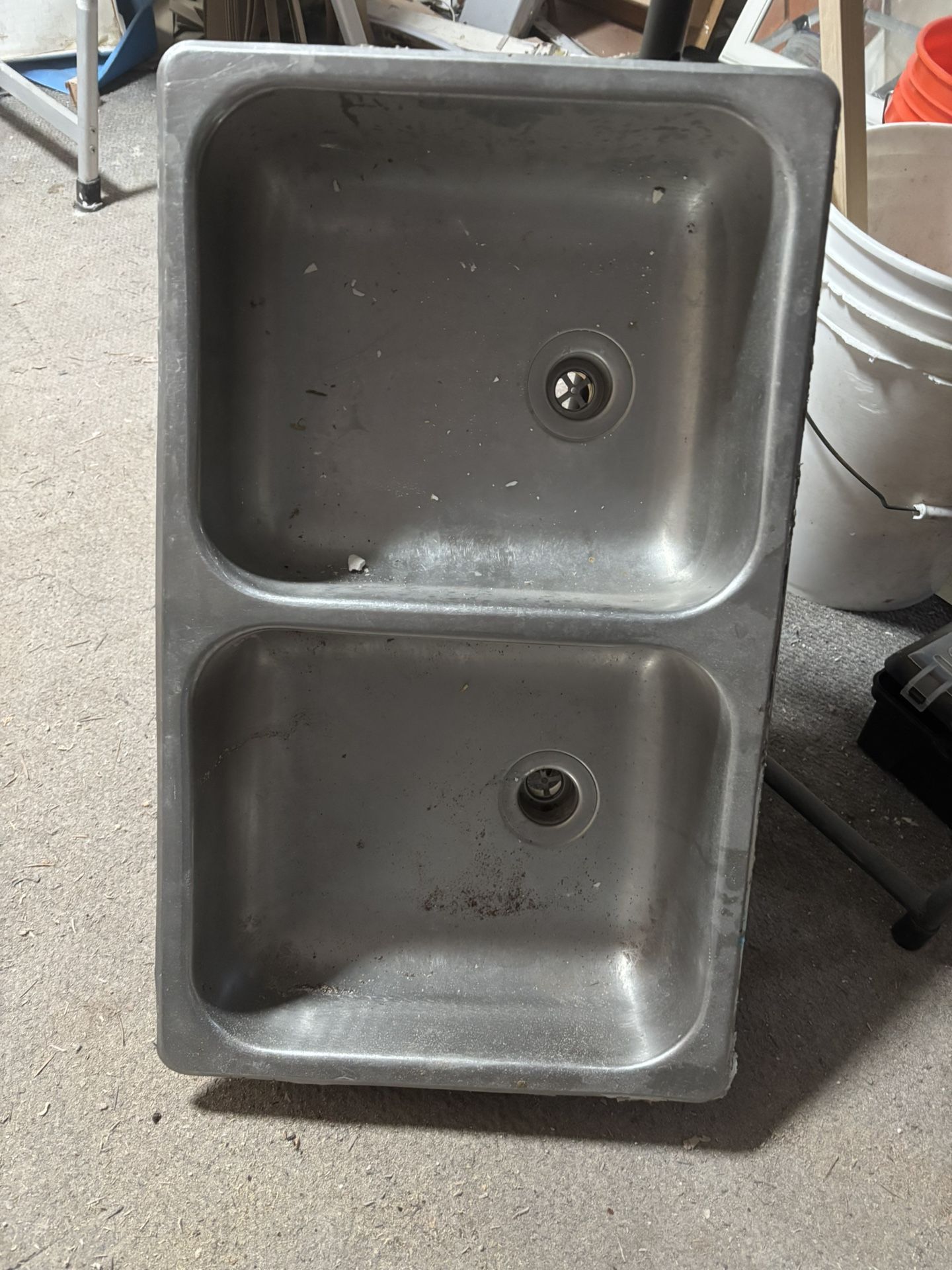 Double stainless steel sink Free