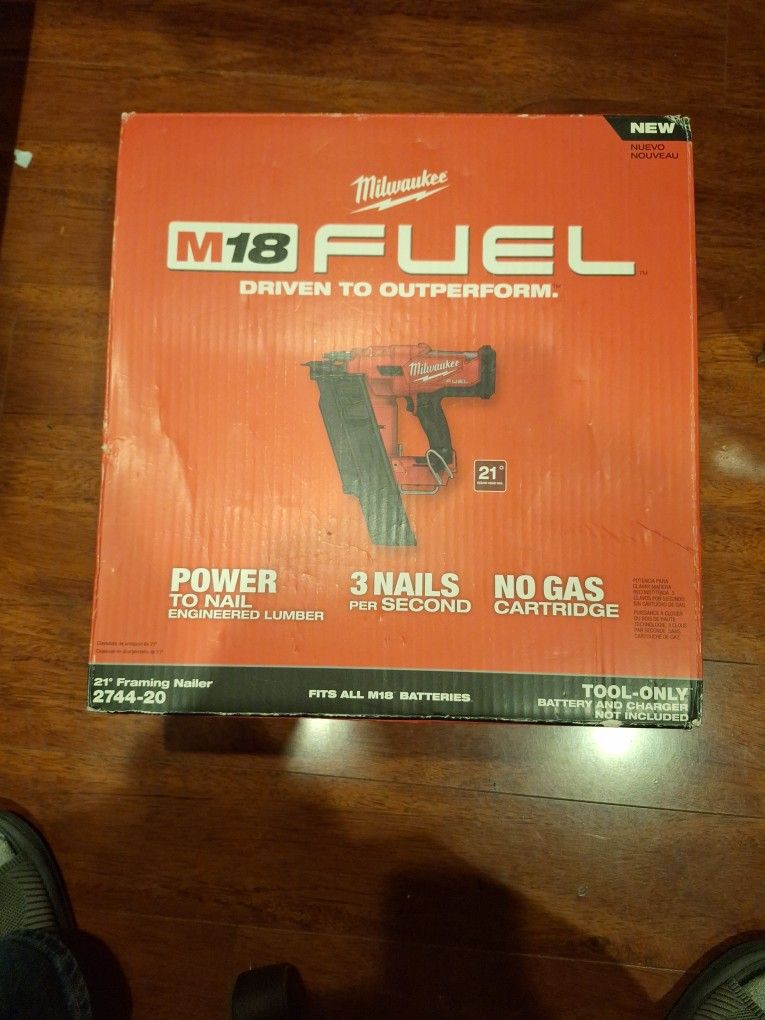 Mwaukee M18 Fuel 21 Degree Framing Nailer....tool Only