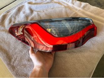 BMW Tail Light Assembly - Genuine BMW (contact info removed)7605