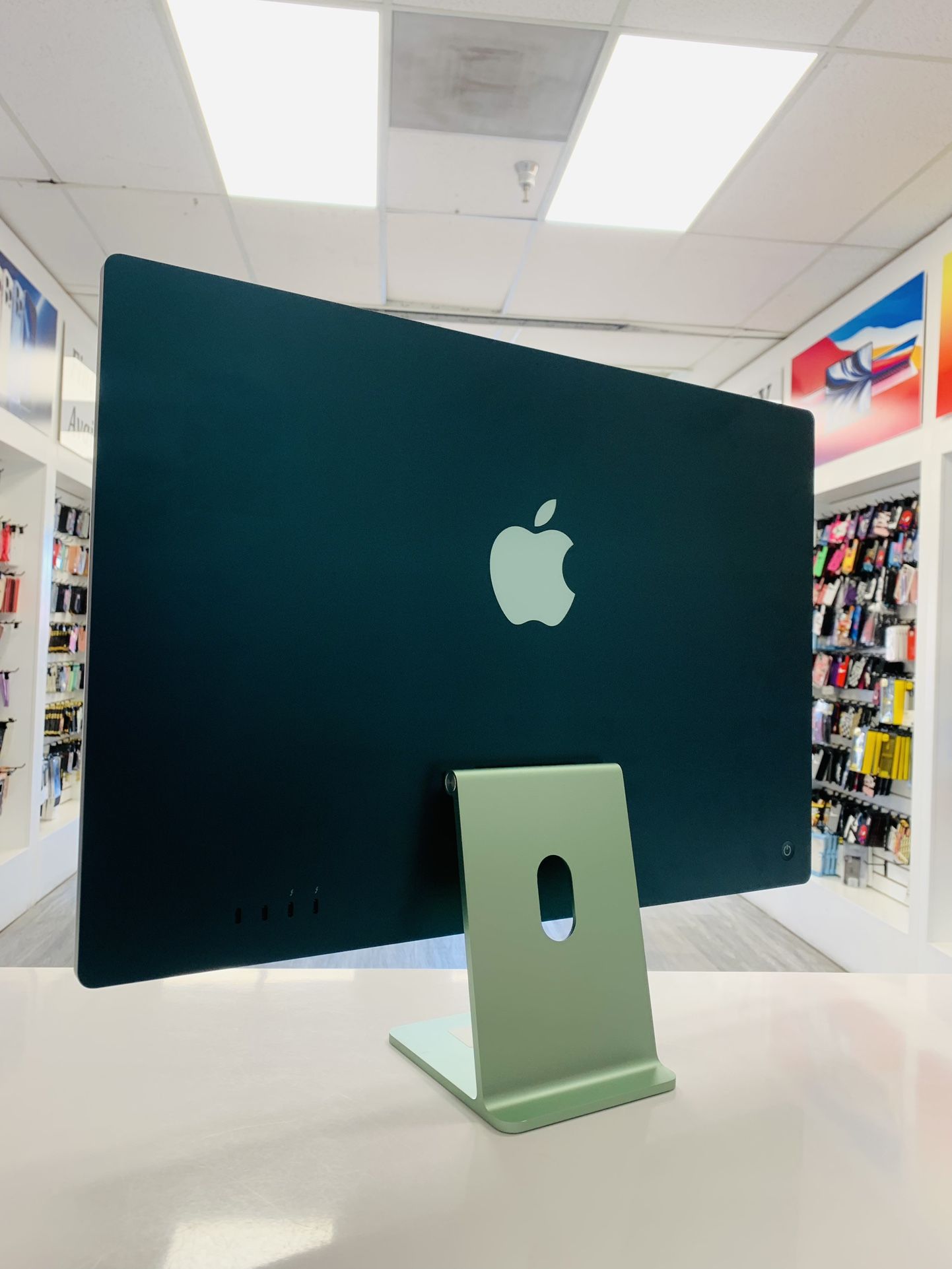 iMac M1 256GB 8gb Ram $50 Down..!