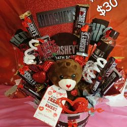 #28 Hershey Bath&body Bouquet 