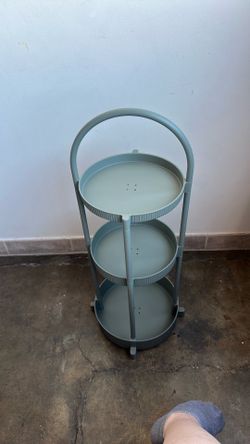 🌱 3 tier, gradual larger circle stationary storage/plant stand
