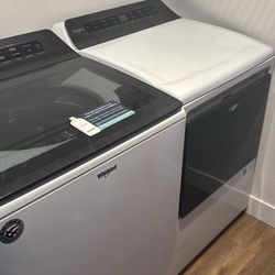 Whirlpool Brand New Washer And Dryer 