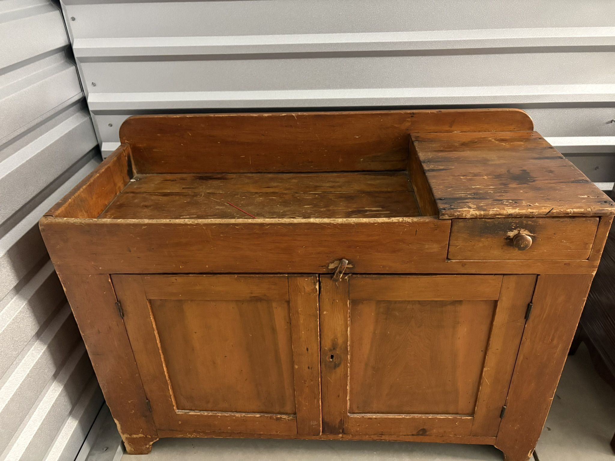 Antique Pine Drysink