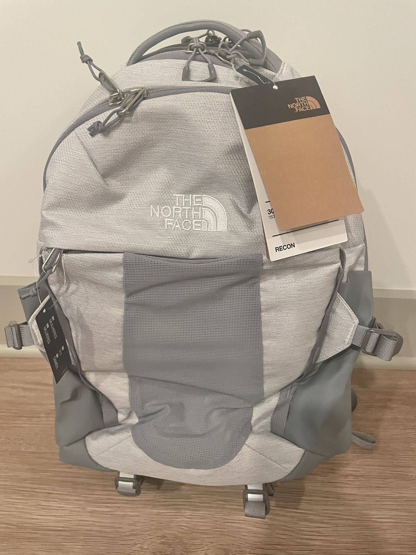 NEW!!! The North Face Recon Backpack