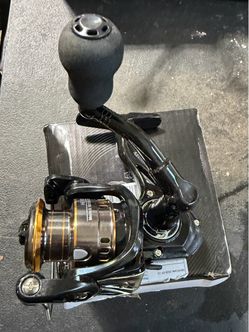 Spinning Fishing Reel Black and Gold