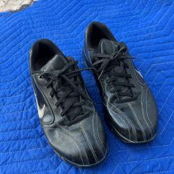 Men’s Nike Golf Shoes In Great Condition