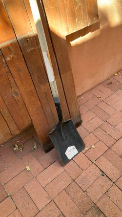 45” WOOD HANDLE TRANFER SHOVEL