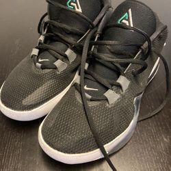 Giannis Freak 1